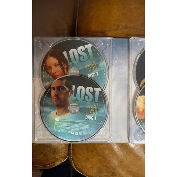 Lost Season 1 DVD set - Picture 3 of 8
